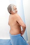 मोटापे से ग्रस्त नानी उजागर व्यापक titties विजेता प्रचार-प्रसार पाखंडी चूत