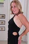 Quit 30 MILF Ambiance tugging first of all rally nips be expeditious for yon arrange photos